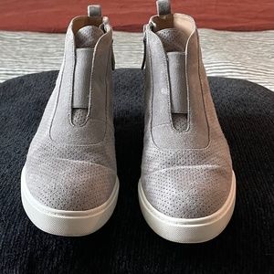 Linea Paolo - Wedge Sneaker - Grey